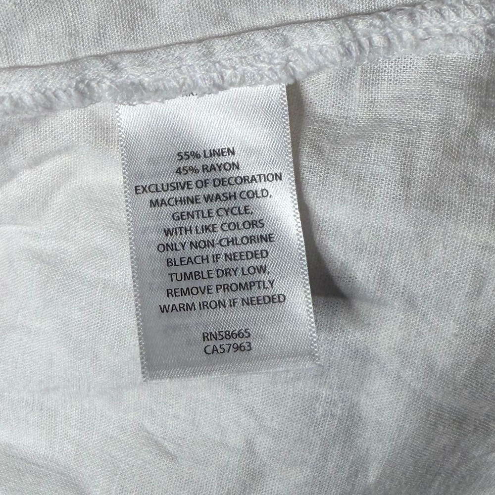 New Caslon Eyelet Floral Top Embroidered Cutwork Linen Blend Popover Split Neck - Picture 5 of 6